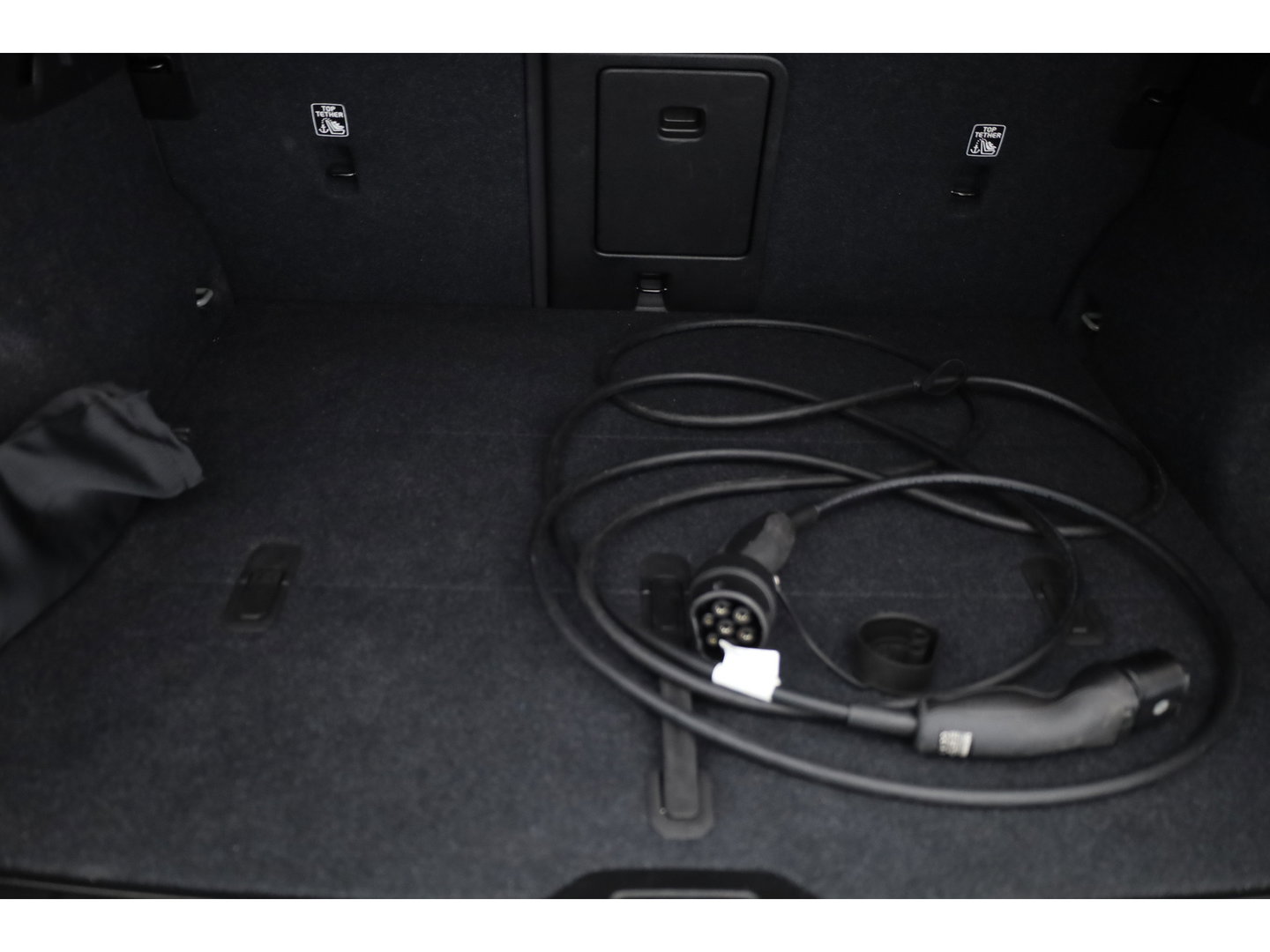 Volvo XC40 Recharge Plus 70 kWh | Stoel + stuurverw. | Pilot Ass. | Blis | Warmtepomp | Camera |
