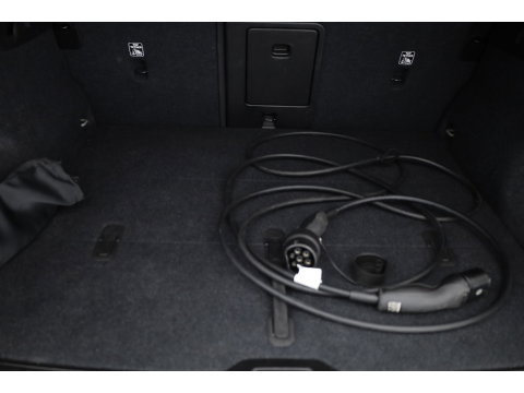 Volvo XC40 Recharge Plus 70 kWh | Stoel + stuurverw. | Pilot Ass. | Blis | Warmtepomp | Camera |