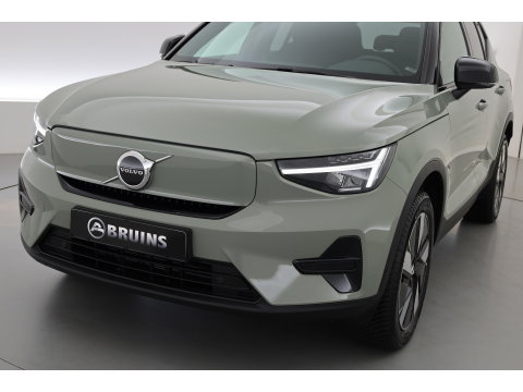 Volvo XC40 Recharge Plus 70 kWh | Stoel + stuurverw. | Pilot Ass. | Blis | Warmtepomp | Camera |