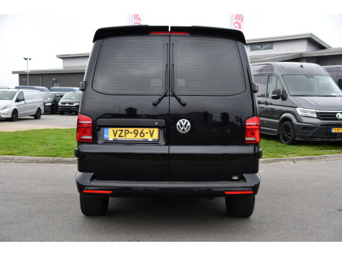 Volkswagen Transporter 2.0 TDI L2H1 28 Bulli Black Edition Virtual, Adaptieve Cruise, Camera, Carlay, LED, Stoelverwarming, Leder, 150pk, Automaat, Uniek!