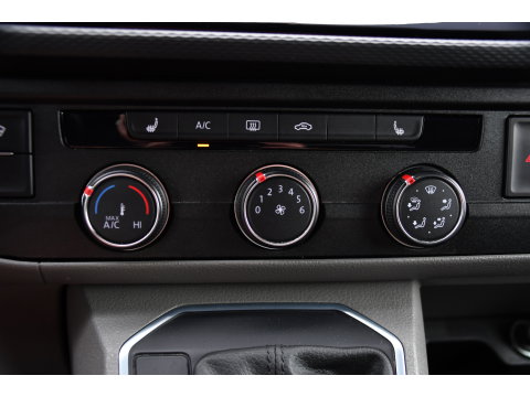 Volkswagen Transporter 2.0 TDI L2H1 28 Bulli Black Edition Virtual, Adaptieve Cruise, Camera, Carlay, LED, Stoelverwarming, Leder, 150pk, Automaat, Uniek!