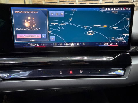 BMW 5 Serie 550e xDrive Leder Clima LED Camera Carplay 19"LM