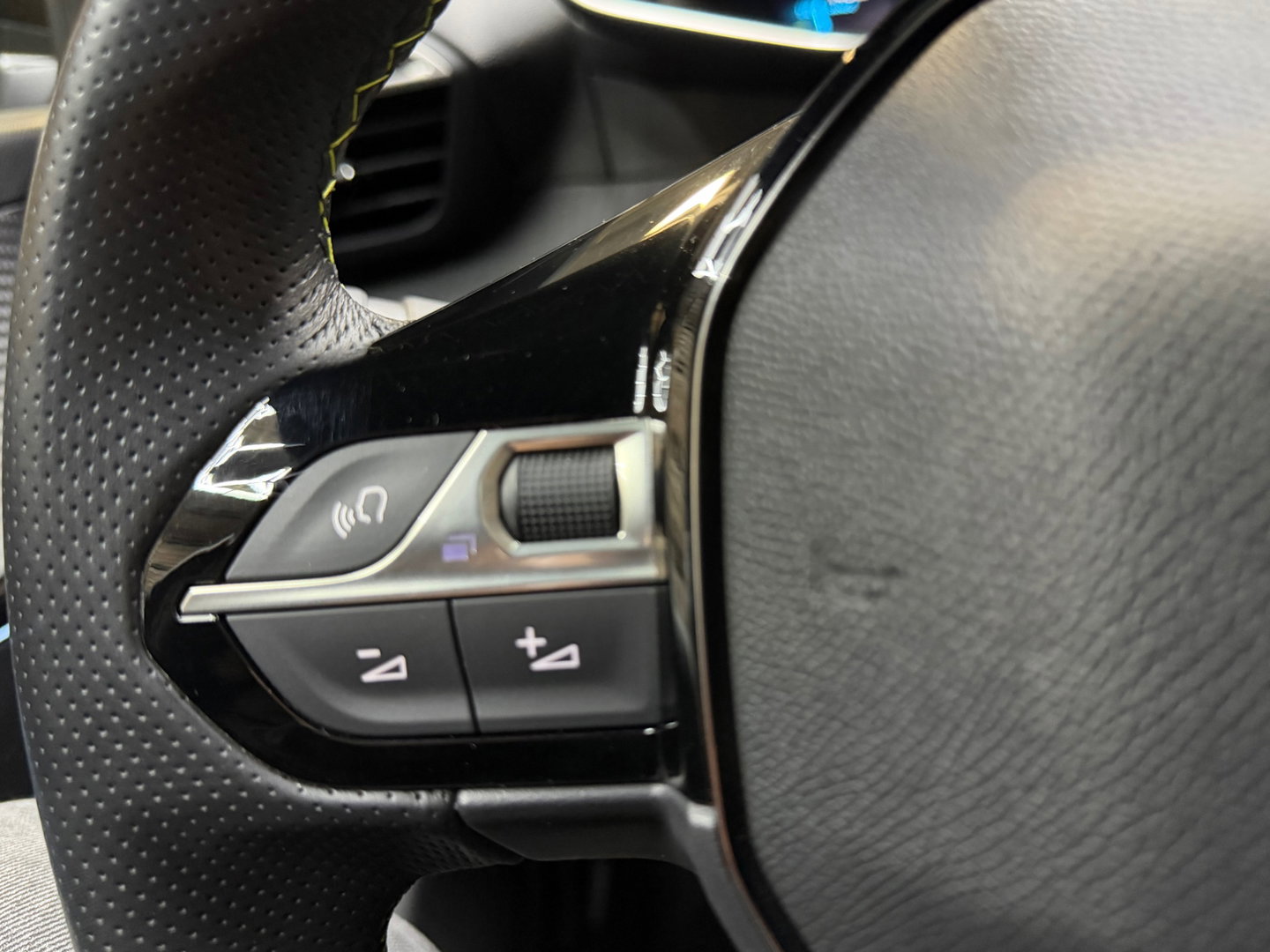 Peugeot e-208 EV GT 350 50 kWh, 17"LM, Panorama, Camera, Cruise Control, Led dagrijverlichting