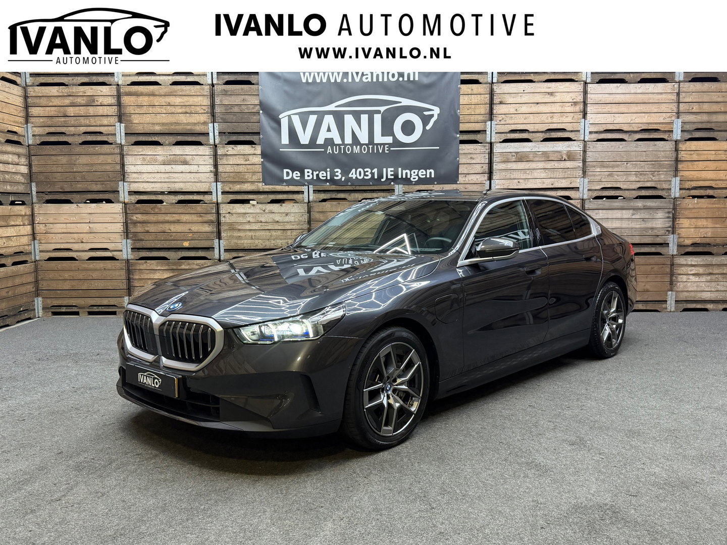 BMW 5 Serie 550e xDrive Leder Clima LED Camera Carplay 19"LM