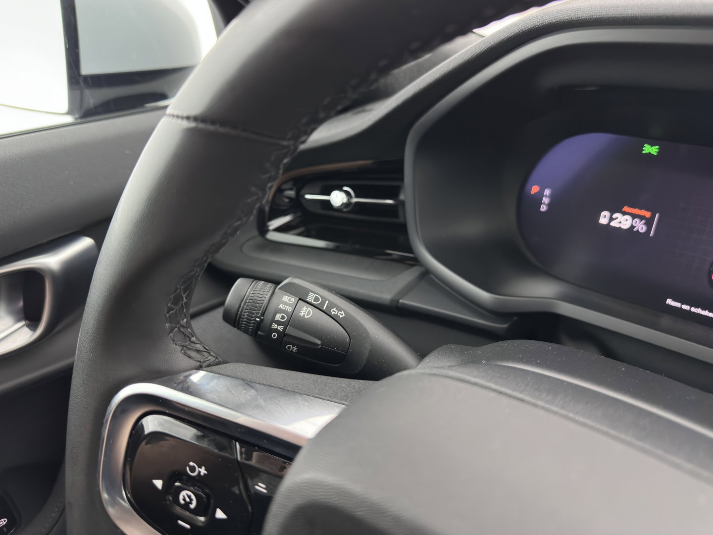 Polestar 2 Standard Range Single Motor 69 kWh [3-Fase-11kW] {SOH-90%} (INCL-BTW) Aut. *PANO | FULL-LED | MEMORY-PACK | CAMERA | KEYLESS | LANE-ASSIST | DIGI-COCKPIT | CARPLAY | DAB+ | HEATED-COMFORTSEATS | CRUISE | TOWBAR | 19''ALU*