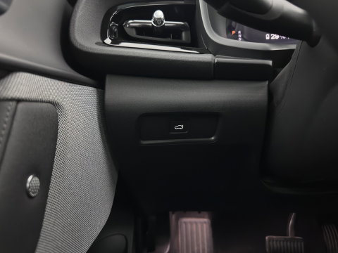 Polestar 2 Standard Range Single Motor 69 kWh [3-Fase-11kW] {SOH-90%} (INCL-BTW) Aut. *PANO | FULL-LED | MEMORY-PACK | CAMERA | KEYLESS | LANE-ASSIST | DIGI-COCKPIT | CARPLAY | DAB+ | HEATED-COMFORTSEATS | CRUISE | TOWBAR | 19''ALU*