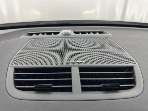 Polestar 2 Standard Range Single Motor 69 kWh [3-Fase-11kW] {SOH-90%} (INCL-BTW) Aut. *PANO | FULL-LED | MEMORY-PACK | CAMERA | KEYLESS | LANE-ASSIST | DIGI-COCKPIT | CARPLAY | DAB+ | HEATED-COMFORTSEATS | CRUISE | TOWBAR | 19''ALU*