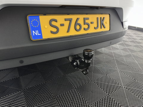 Polestar 2 Standard Range Single Motor 69 kWh [3-Fase-11kW] {SOH-90%} (INCL-BTW) Aut. *PANO | FULL-LED | MEMORY-PACK | CAMERA | KEYLESS | LANE-ASSIST | DIGI-COCKPIT | CARPLAY | DAB+ | HEATED-COMFORTSEATS | CRUISE | TOWBAR | 19''ALU*