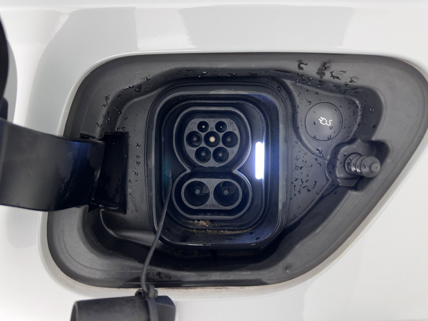 Polestar 2 Standard Range Single Motor 69 kWh [3-Fase-11kW] {SOH-90%} (INCL-BTW) Aut. *PANO | FULL-LED | MEMORY-PACK | CAMERA | KEYLESS | LANE-ASSIST | DIGI-COCKPIT | CARPLAY | DAB+ | HEATED-COMFORTSEATS | CRUISE | TOWBAR | 19''ALU*