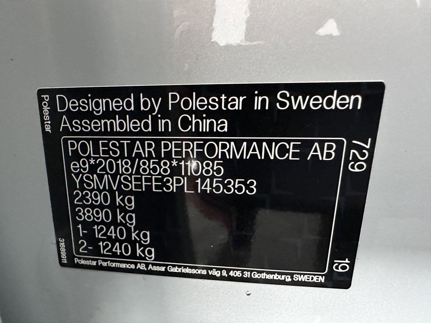 Polestar 2 Standard Range Single Motor 69 kWh [3-Fase-11kW] {SOH-90%} (INCL-BTW) Aut. *PANO | FULL-LED | MEMORY-PACK | CAMERA | KEYLESS | LANE-ASSIST | DIGI-COCKPIT | CARPLAY | DAB+ | HEATED-COMFORTSEATS | CRUISE | TOWBAR | 19''ALU*