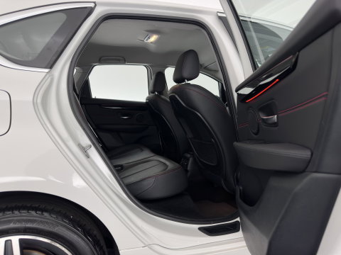 BMW 2 Serie Active Tourer 218d *LEATHER | FULL-LED | HEATED-SPORTSEATS | KEYLESS | NAVI-FULLMAP | PRIVACY-GLASS | ECC | PDC | CRUISE | 17''ALU | TOWBAR*