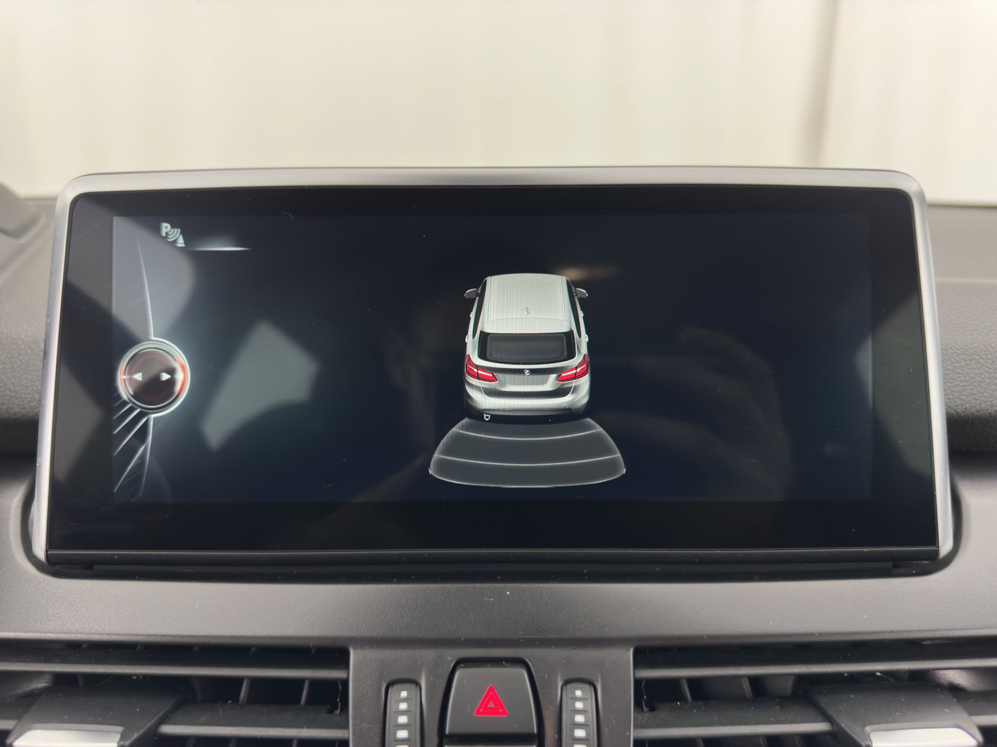 BMW 2 Serie Active Tourer 218d *LEATHER | FULL-LED | HEATED-SPORTSEATS | KEYLESS | NAVI-FULLMAP | PRIVACY-GLASS | ECC | PDC | CRUISE | 17''ALU | TOWBAR*