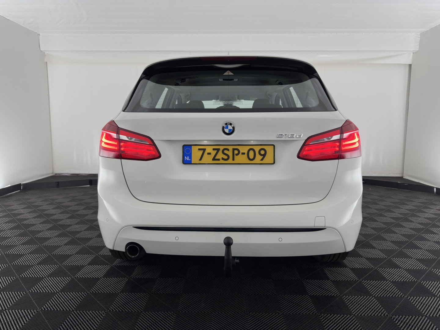 BMW 2 Serie Active Tourer 218d *LEATHER | FULL-LED | HEATED-SPORTSEATS | KEYLESS | NAVI-FULLMAP | PRIVACY-GLASS | ECC | PDC | CRUISE | 17''ALU | TOWBAR*