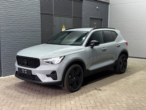 Volvo XC40 2.0 B3 Plus Black Edition | Harman/Kardon | BLIS | 360° Camera | Pilot Assist | Stoel+Stuurverwarming | Memory | ACC | 20 Inch