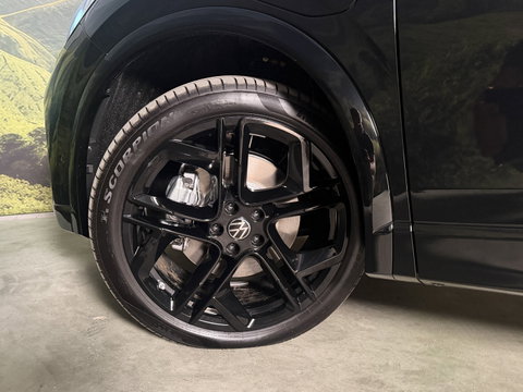 Volkswagen Tiguan 1.5 eHybrid R-Line Edition