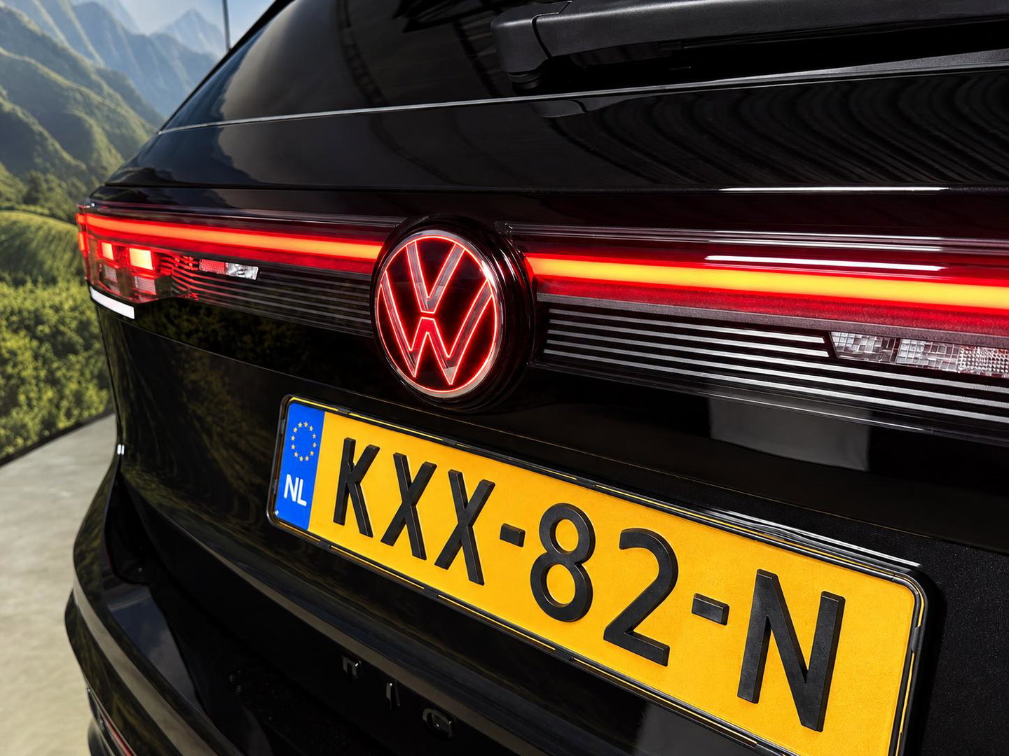 Volkswagen Tiguan 1.5 eHybrid R-Line Edition