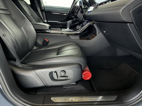 Land Rover Range Rover Evoque 1.5 P300e AWD R-Dynamic SE Pano Merdian