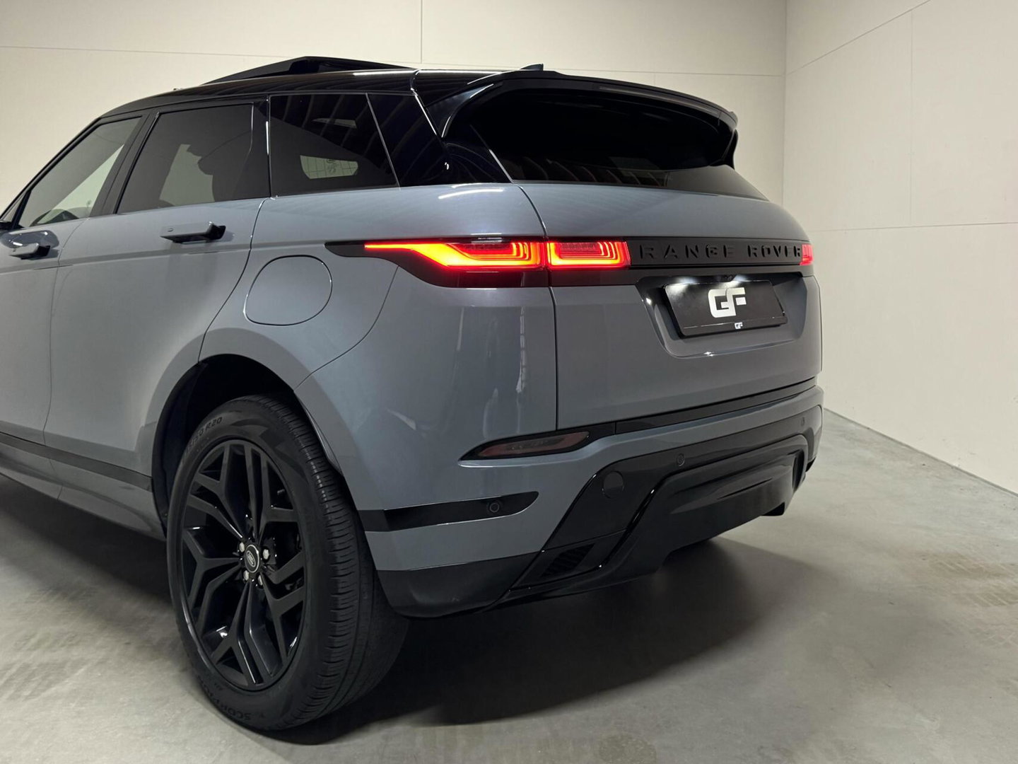Land Rover Range Rover Evoque 1.5 P300e AWD R-Dynamic SE Pano Merdian