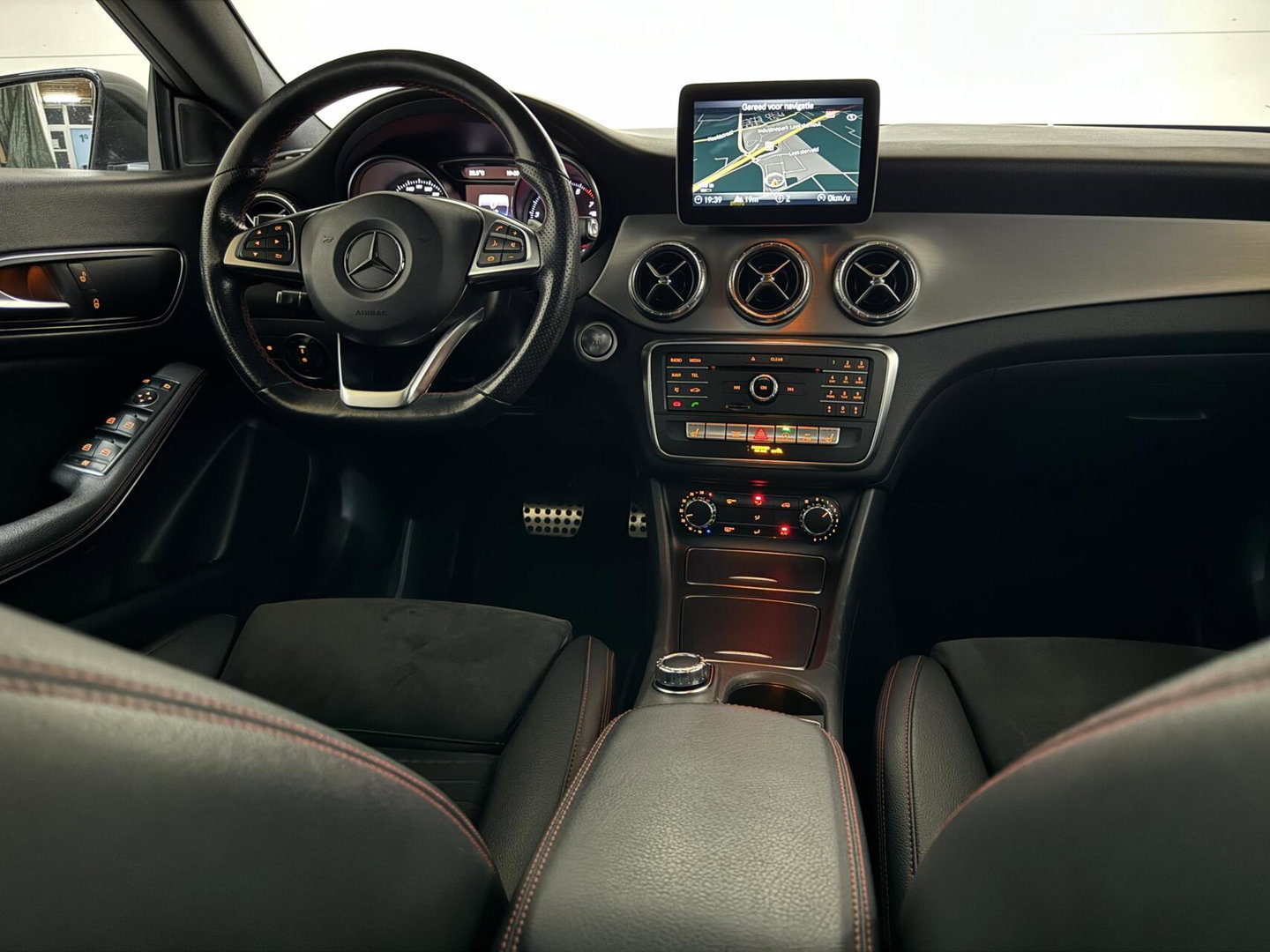 Mercedes-Benz CLA Shooting Brake AMG Pano Navi Cruise Camera NAP