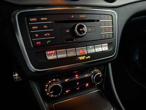 Mercedes-Benz CLA Shooting Brake AMG Pano Navi Cruise Camera NAP