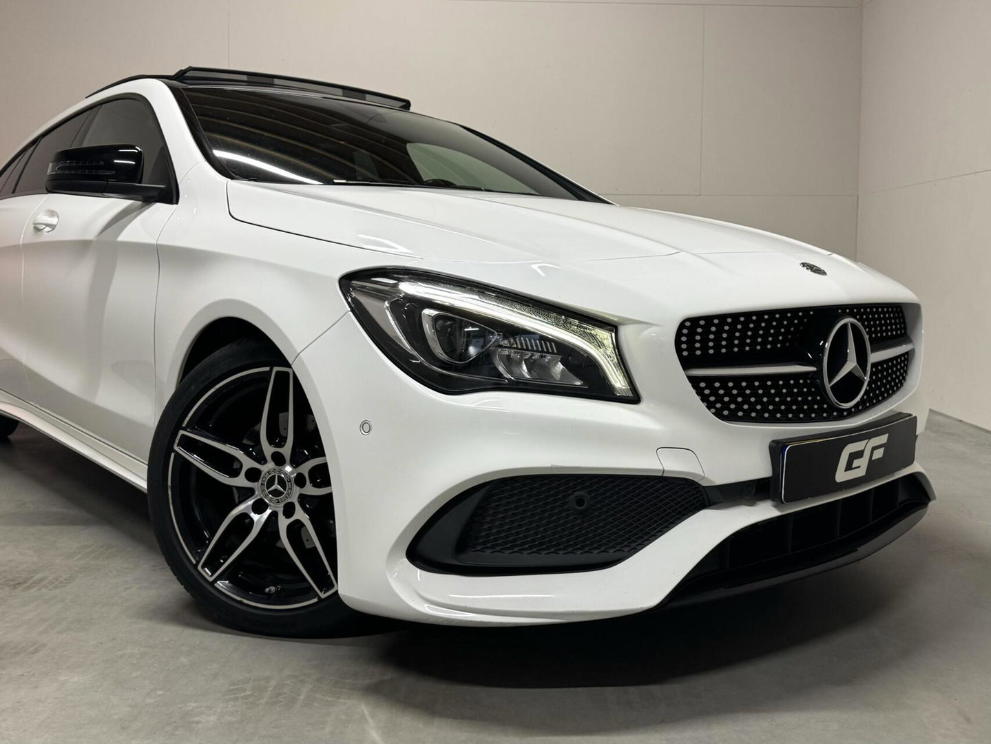 Mercedes-Benz CLA Shooting Brake AMG Pano Navi Cruise Camera NAP