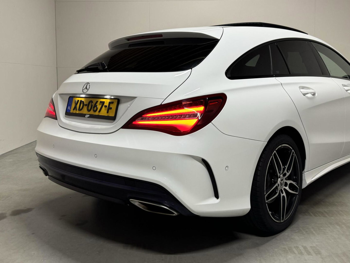 Mercedes-Benz CLA Shooting Brake AMG Pano Navi Cruise Camera NAP