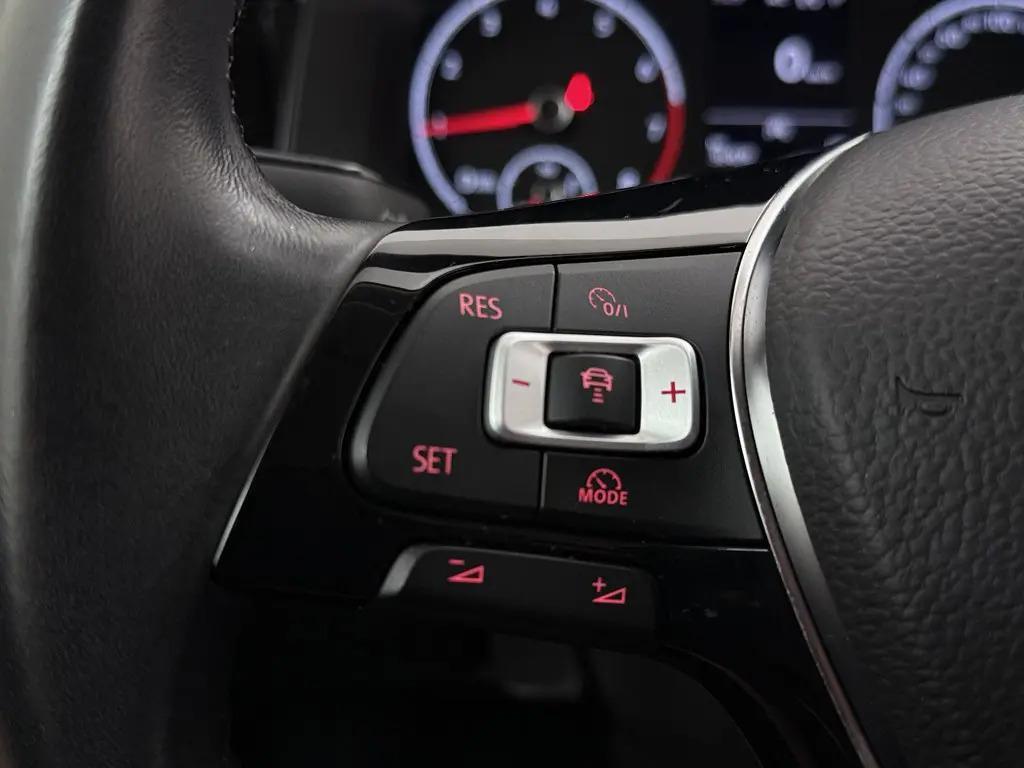 Volkswagen Polo 1.0 TSI DSG Carplay ACC PDC Navi NAP