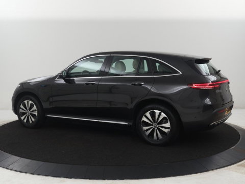 Mercedes-Benz EQC 400 4MATIC Business Solution Luxury 80 kWh | SOH 96.9% | Panoramdak | Leder | Adaptive cruise | Carplay | Sfeerverlichting | Burnmester Surround | Full LED | Stoelverwarming | Camera | Park assist |
