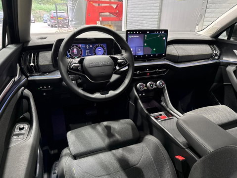 Škoda Kodiaq 1.5 TSI MHEV Business Edition Plus | 7 persoons | ACC | Camera | BLIS | Stoel+Stuurverwarming | Memory | Getint glas | Keyless | 19 Inch