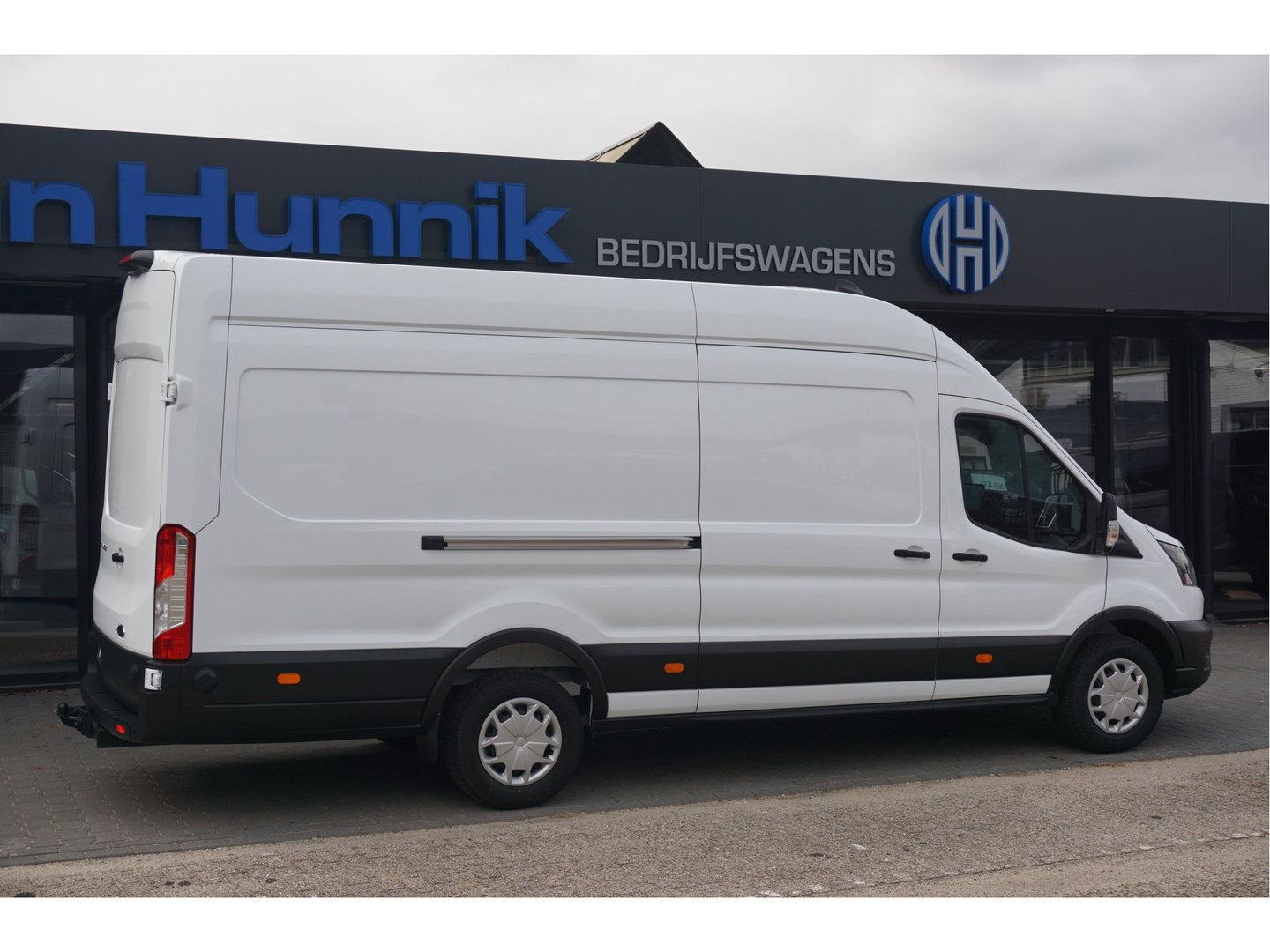 Ford Transit 350L 130PK L4H3 BPM VRIJ!! 12" Sync4 Navi, Trekhaak, Stoel-Stoel!! NR. 438