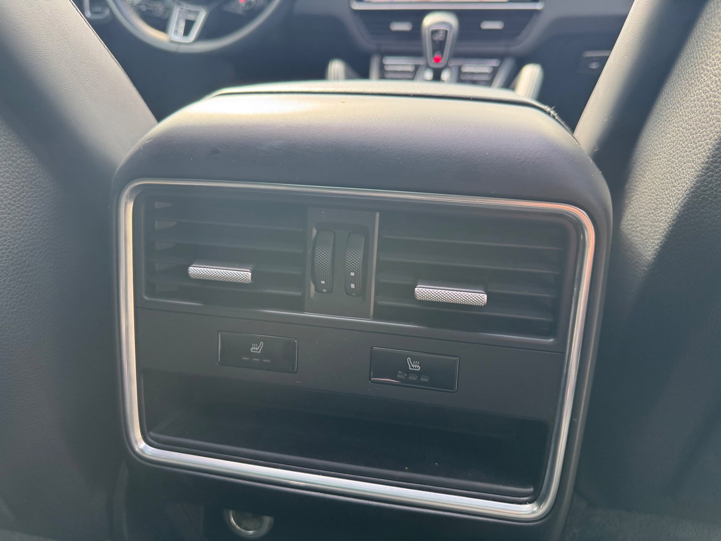 Porsche Cayenne 4.0 Turbo S E-Hybrid 680 PK Pano Softclose Sportchrone Ventilatie