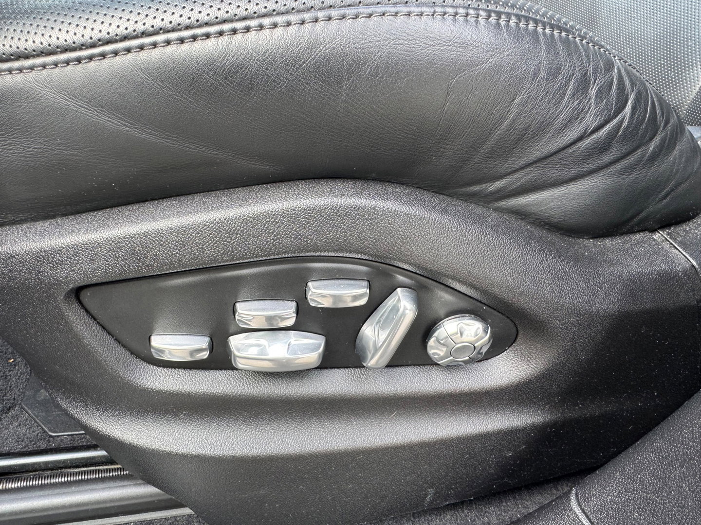 Porsche Cayenne 4.0 Turbo S E-Hybrid 680 PK Pano Softclose Sportchrone Ventilatie