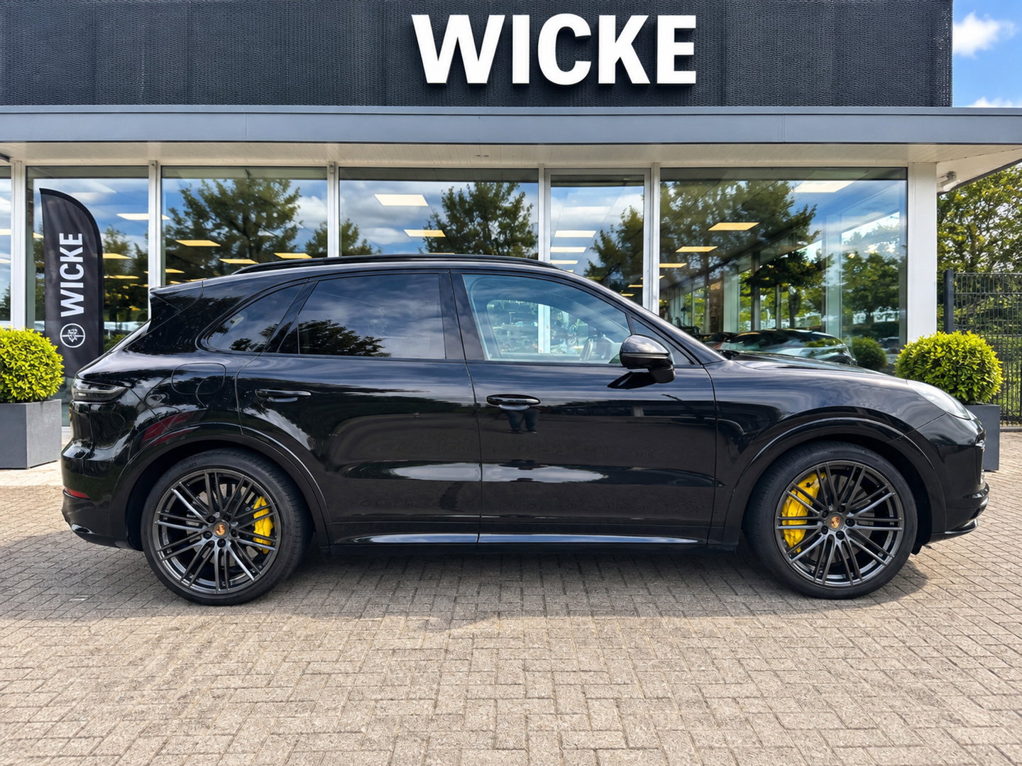 Porsche Cayenne 4.0 Turbo S E-Hybrid 680 PK Pano Softclose Sportchrone Ventilatie