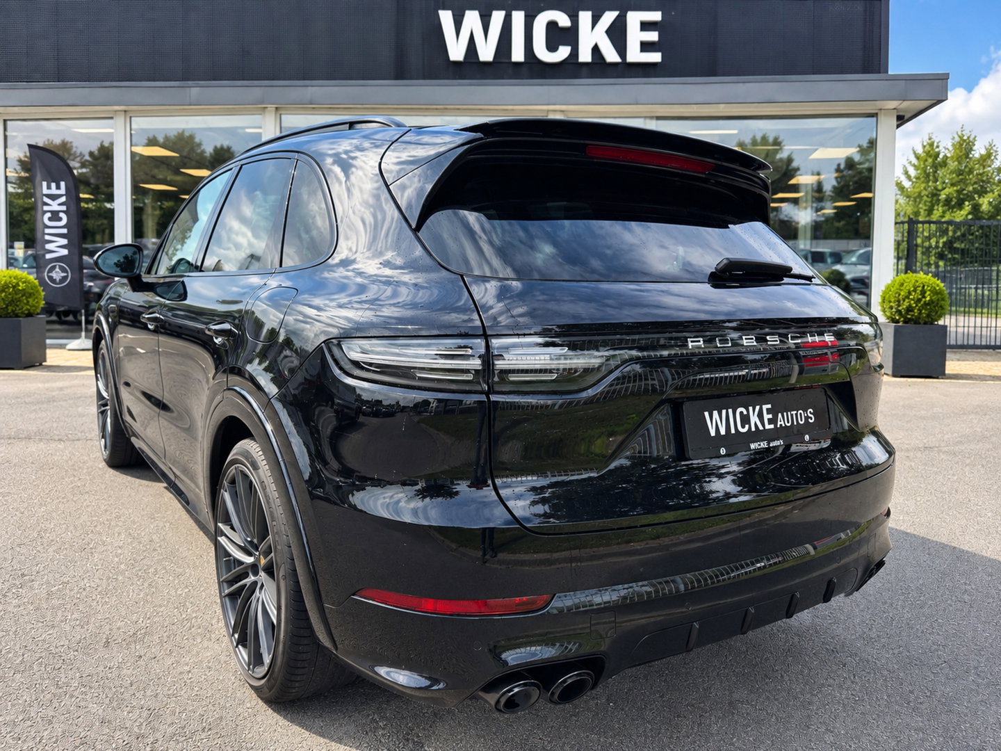 Porsche Cayenne 4.0 Turbo S E-Hybrid 680 PK Pano Softclose Sportchrone Ventilatie