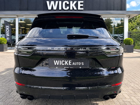 Porsche Cayenne 4.0 Turbo S E-Hybrid 680 PK Pano Softclose Sportchrone Ventilatie