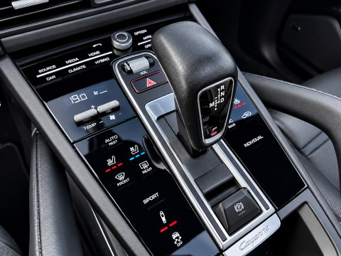 Porsche Cayenne 4.0 Turbo S E-Hybrid 680 PK Pano Softclose Sportchrone Ventilatie