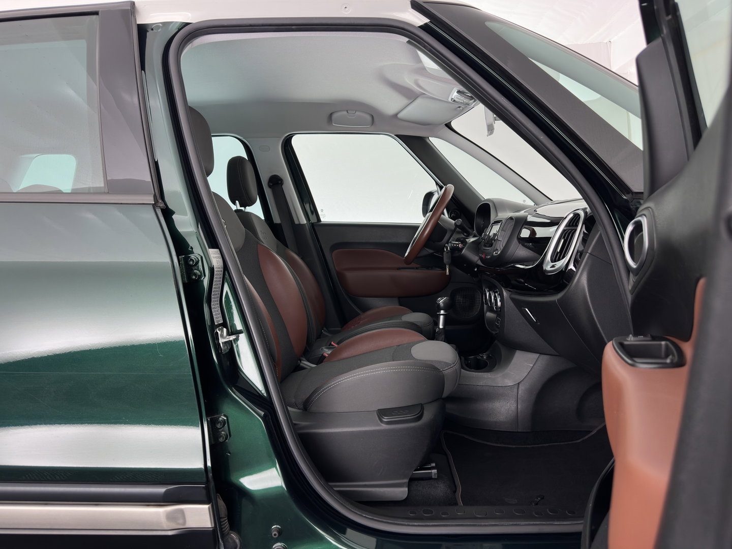 Fiat 500L 1.6 M-Jet Trekking Lounce-Styling *NAVI-FULLMAP | ALCANTARA-FABRIC | COMFORTSEATS | ECC | PDC | CRUISE | TOWBAR | PRIVACY-GLASS | 17''ALU*