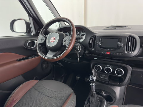 Fiat 500L 1.6 M-Jet Trekking Lounce-Styling *NAVI-FULLMAP | ALCANTARA-FABRIC | COMFORTSEATS | ECC | PDC | CRUISE | TOWBAR | PRIVACY-GLASS | 17''ALU*