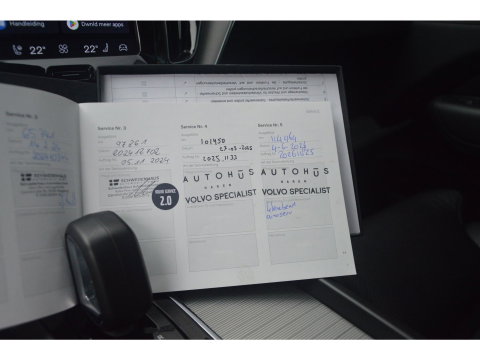 Volvo XC60 T6 Hybride AWD Long Range | Panoramadak | BLIS | Camera | Stoel + Stuur Verwarmd |