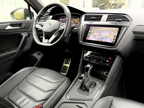Volkswagen Tiguan 1.4 TSI eHybrid R-Line Business+ Black Style |Pano|Leer|Memory|ACC|Winter|HUD|IQ|Trekhaak|20"