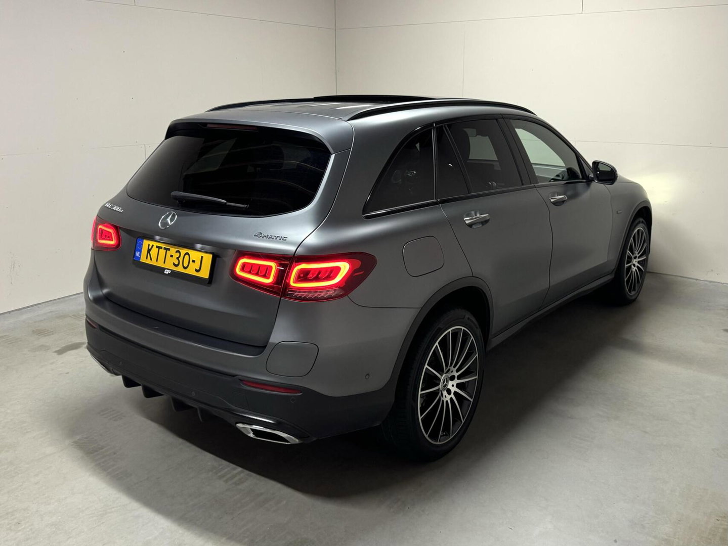 Mercedes-Benz GLC 300e 4MATIC AMG Pano Burmester 360º Sfeer Memory
