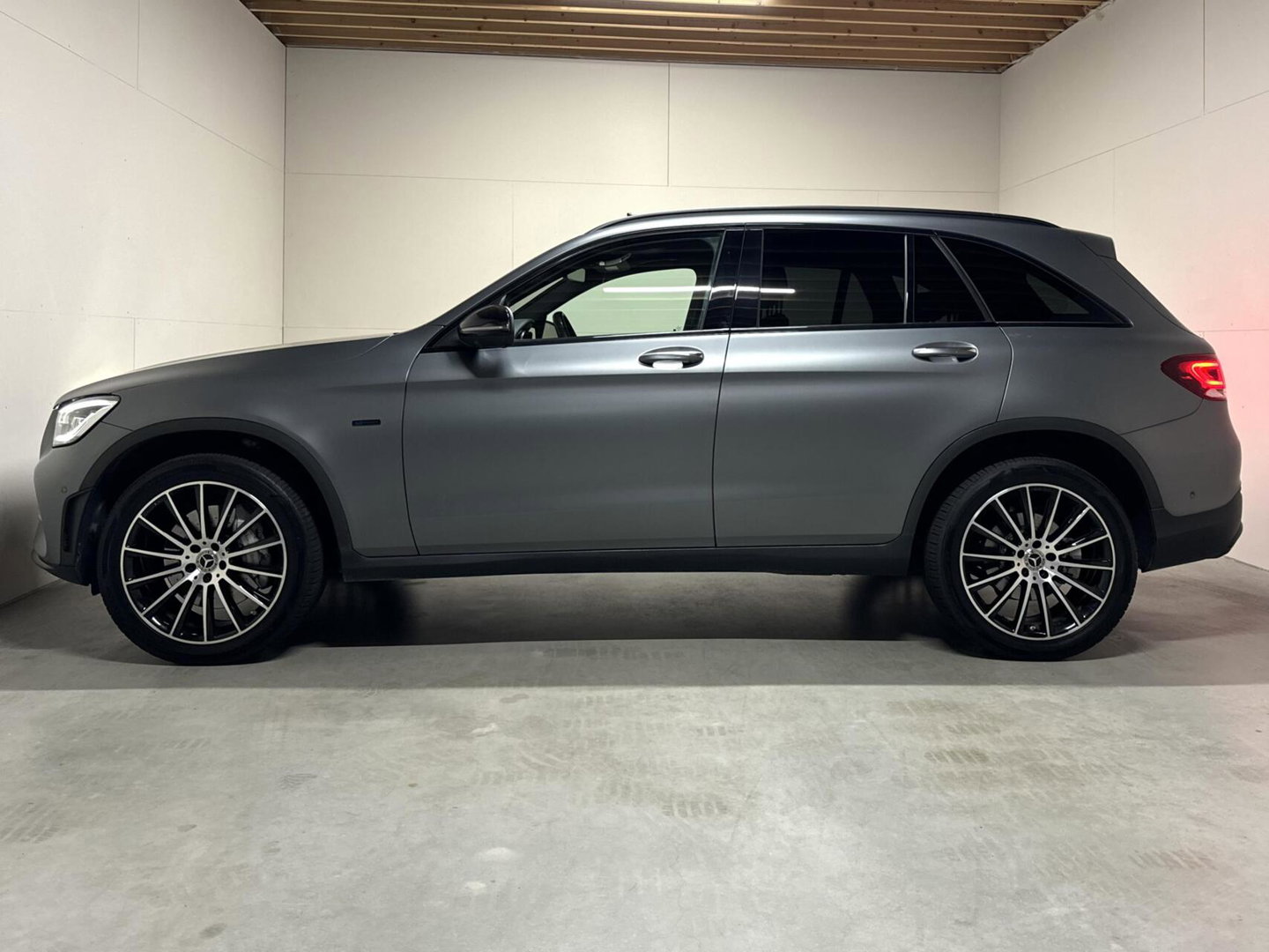 Mercedes-Benz GLC 300e 4MATIC AMG Pano Burmester 360º Sfeer Memory