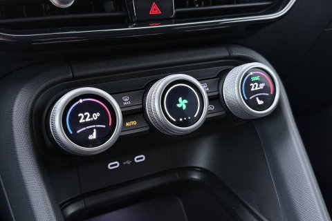 Škoda Kodiaq 1.5 TSI MHEV Business Edition Plus | 7 persoons | ACC | Camera | BLIS | Stoel+Stuurverwarming | Memory | Getint glas | Keyless | 19 Inch