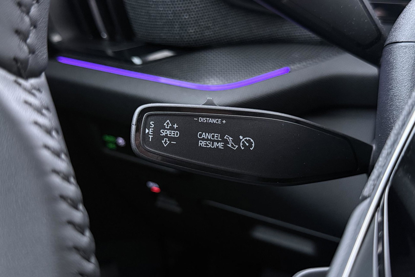 Škoda Kodiaq 1.5 TSI MHEV Business Edition Plus | 7 persoons | ACC | Camera | BLIS | Stoel+Stuurverwarming | Memory | Getint glas | Keyless | 19 Inch