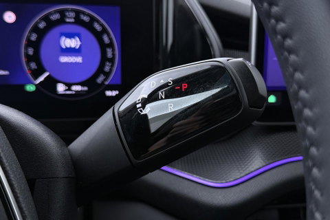 Škoda Kodiaq 1.5 TSI MHEV Business Edition Plus | 7 persoons | ACC | Camera | BLIS | Stoel+Stuurverwarming | Memory | Getint glas | Keyless | 19 Inch
