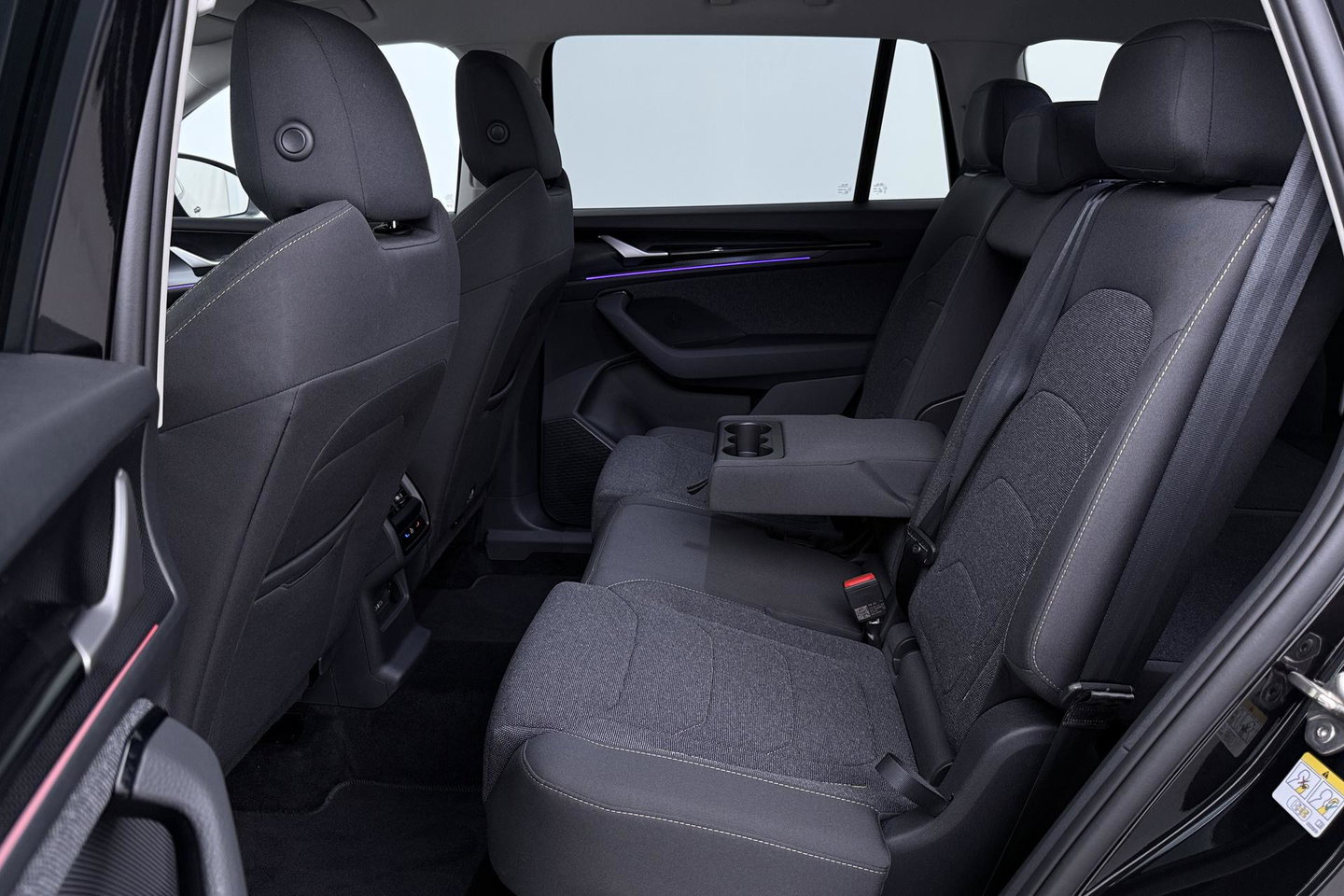 Škoda Kodiaq 1.5 TSI MHEV Business Edition Plus | 7 persoons | ACC | Camera | BLIS | Stoel+Stuurverwarming | Memory | Getint glas | Keyless | 19 Inch