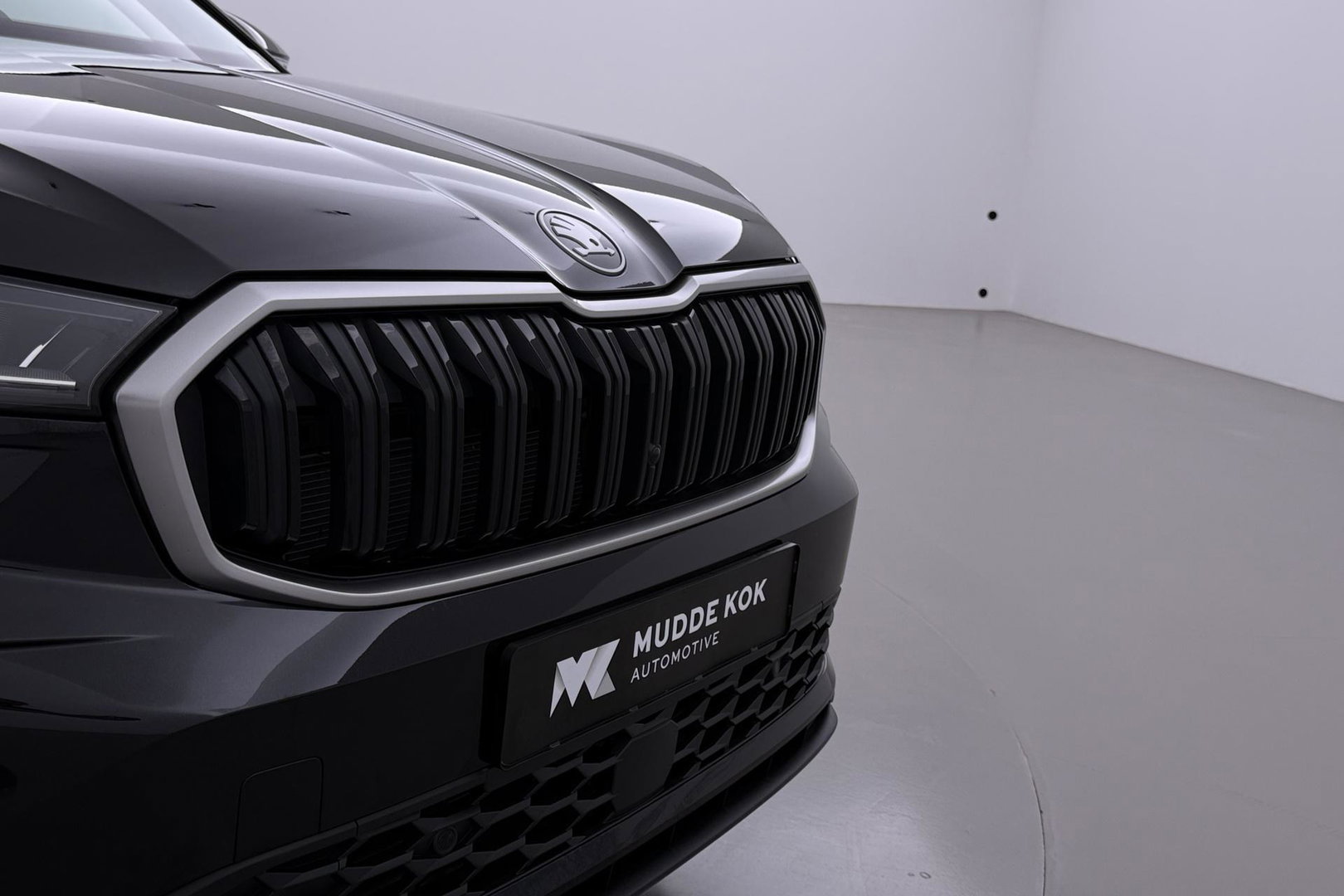 Škoda Kodiaq 1.5 TSI MHEV Business Edition Plus | 7 persoons | ACC | Camera | BLIS | Stoel+Stuurverwarming | Memory | Getint glas | Keyless | 19 Inch