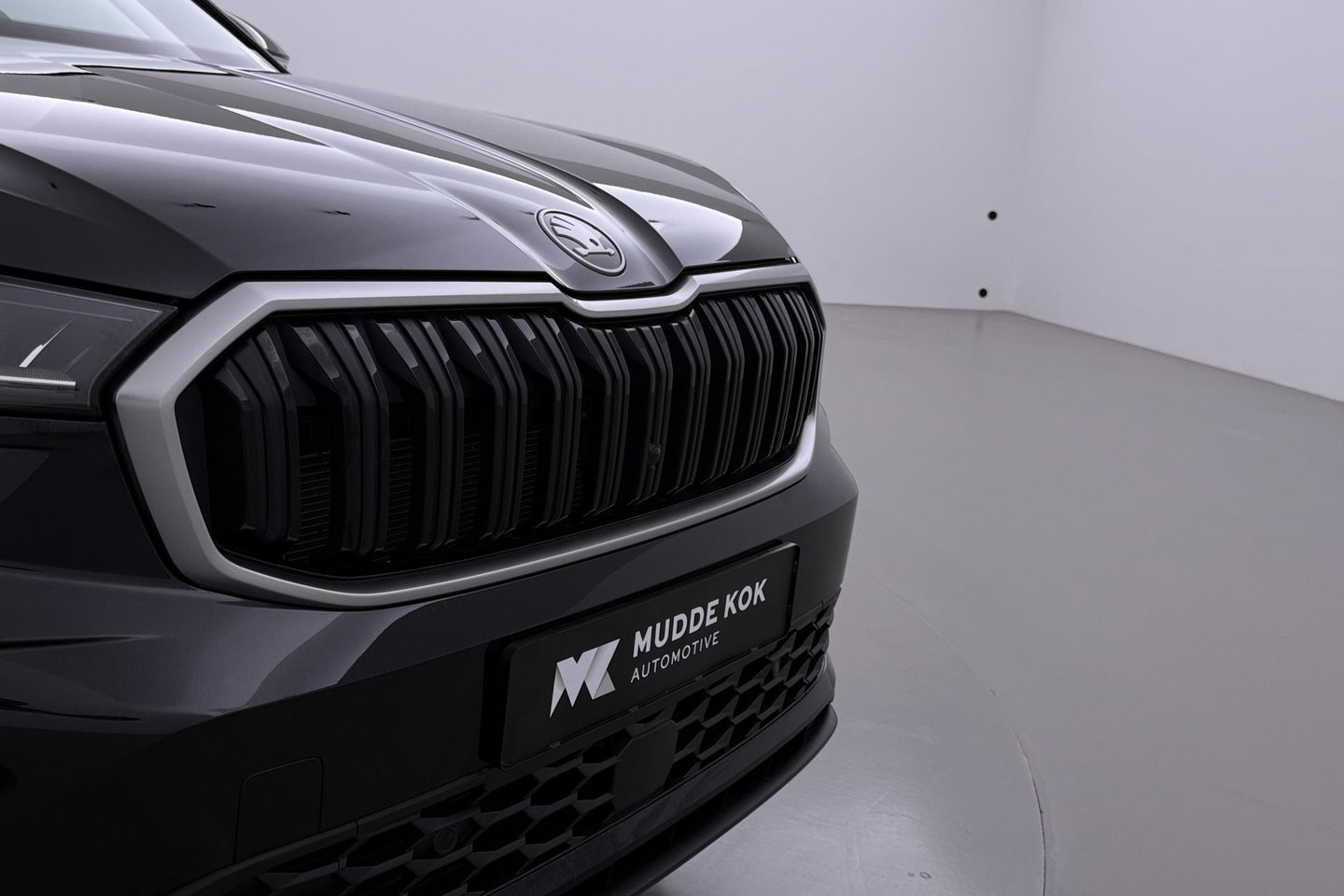Škoda Kodiaq 1.5 TSI MHEV Business Edition Plus | 7 persoons | ACC | Camera | BLIS | Stoel+Stuurverwarming | Memory | Getint glas | Keyless | 19 Inch