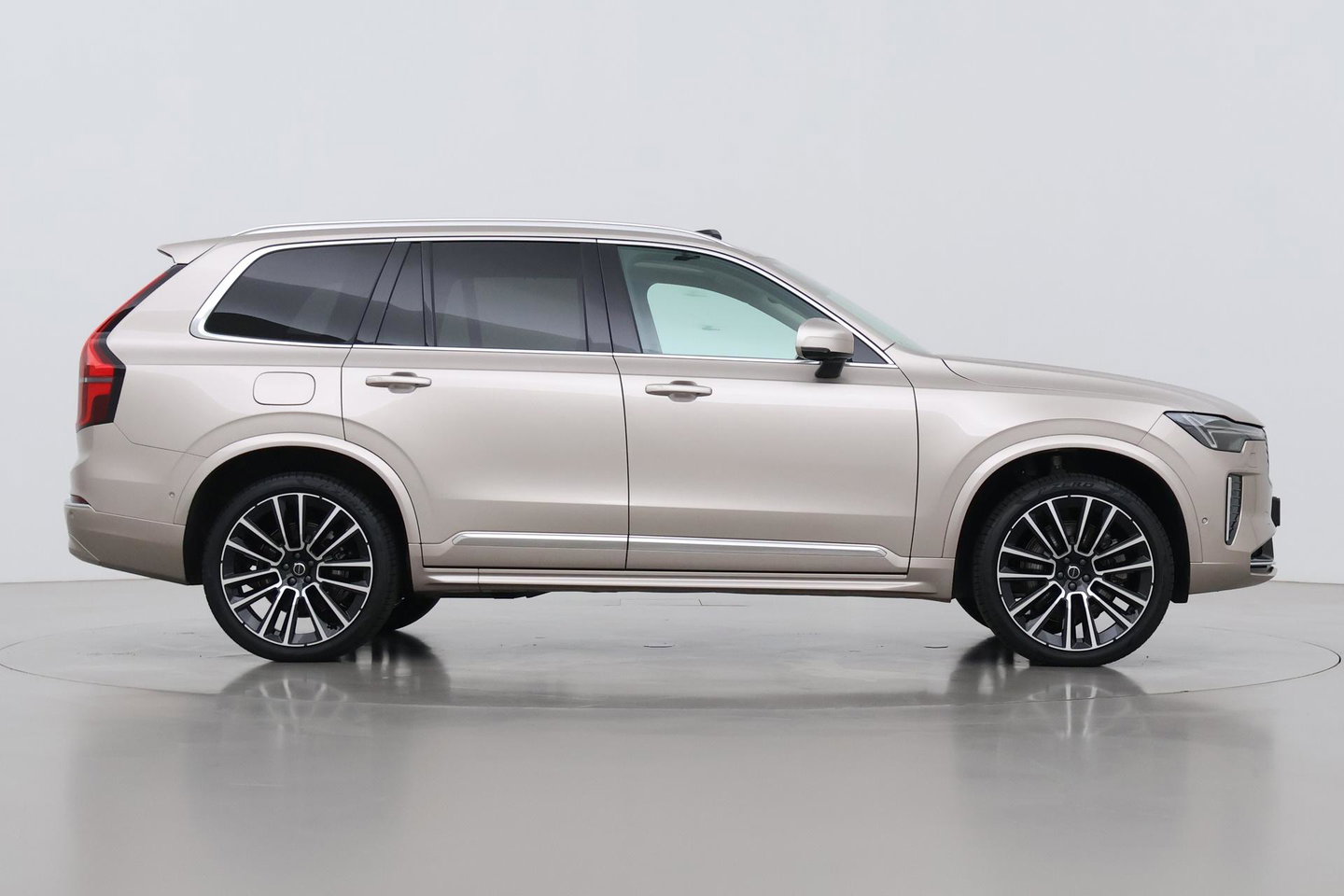 Volvo XC90 T8 Ultra Bright | Bowers&Wilkins | ACC | Panoramadak | 360° Camera | Massage | Head-Up | Trekhaak