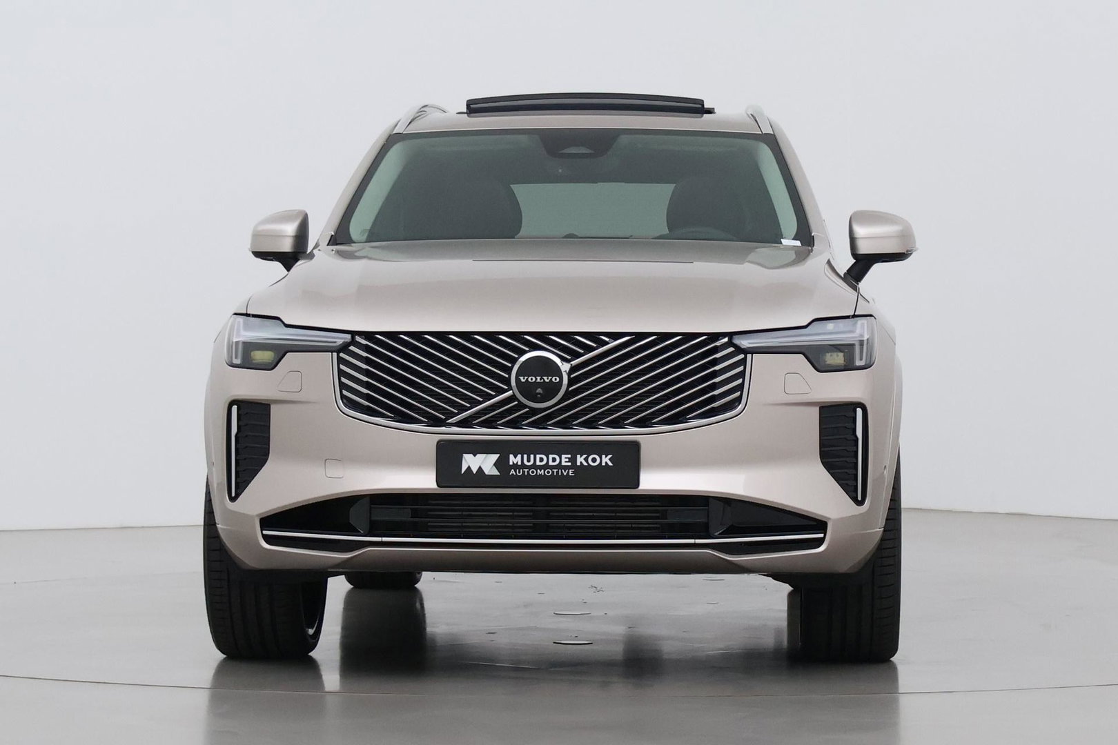 Volvo XC90 T8 Ultra Bright | Bowers&Wilkins | ACC | Panoramadak | 360° Camera | Massage | Head-Up | Trekhaak